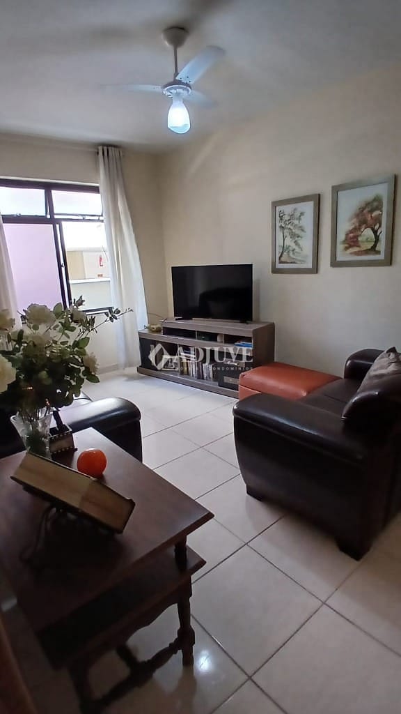Apartamento à venda com 3 quartos, 74m² - Foto 2