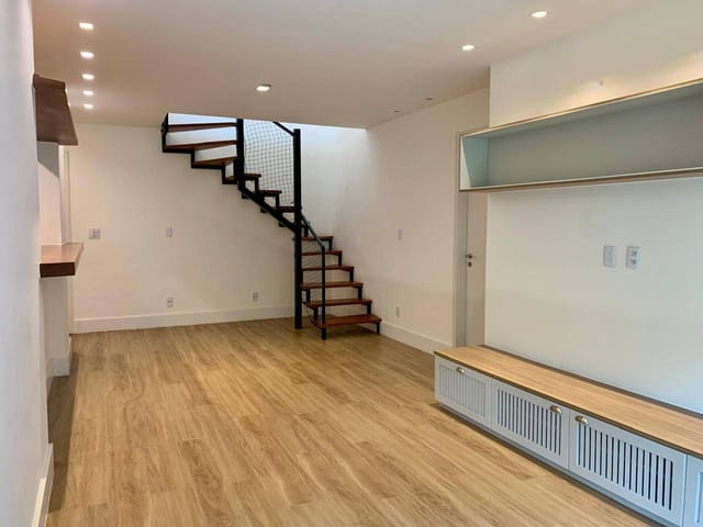 Apartamento à venda, no bairro Itaipava em Petrópolis