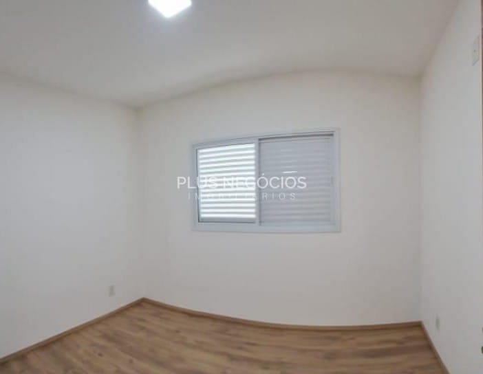 Apartamento à venda com 2 quartos, 60m² - Foto 15