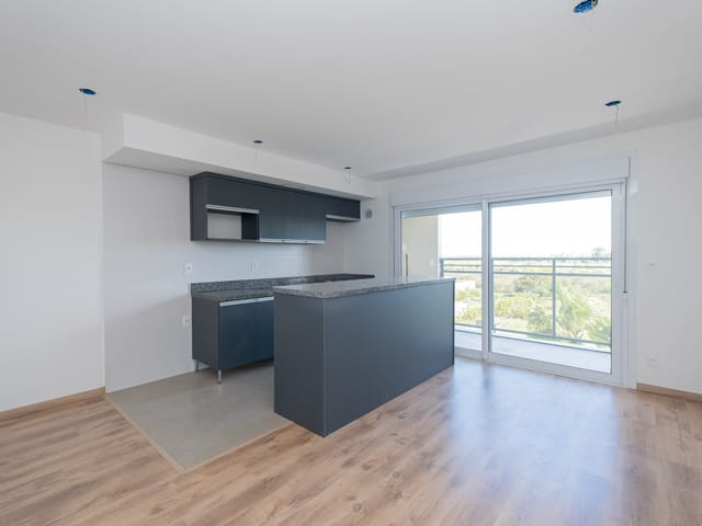 Apartamento 3 quartos e 2 banheiros, para alugar, no bairro Areal em Pelotas