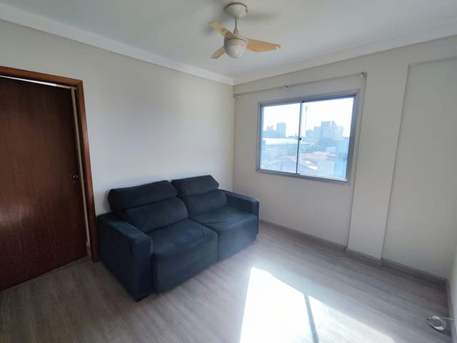 Foto do Apartamento - Apartamento compacto e bem localizado por R$150 mil! 1 quarto, 1 vaga e pertinho do Shopping Quintino. Ideal para morar ou investir. | Londrina Cred Imóveis