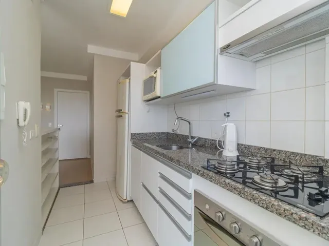 Apartamento 3 quartos e 2 banheiros, para alugar, no bairro Cidade Industrial em Curitiba