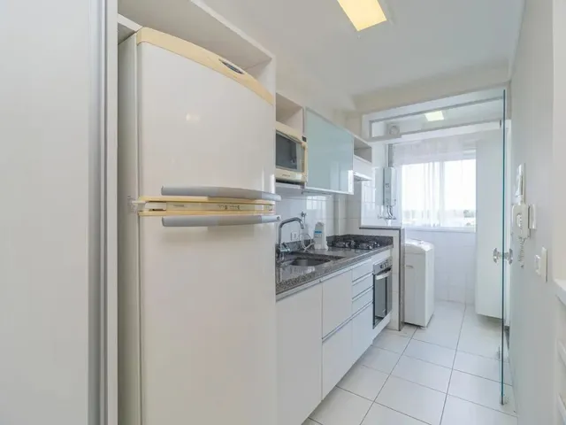 Apartamento 3 quartos e 2 banheiros, para alugar, no bairro Cidade Industrial em Curitiba