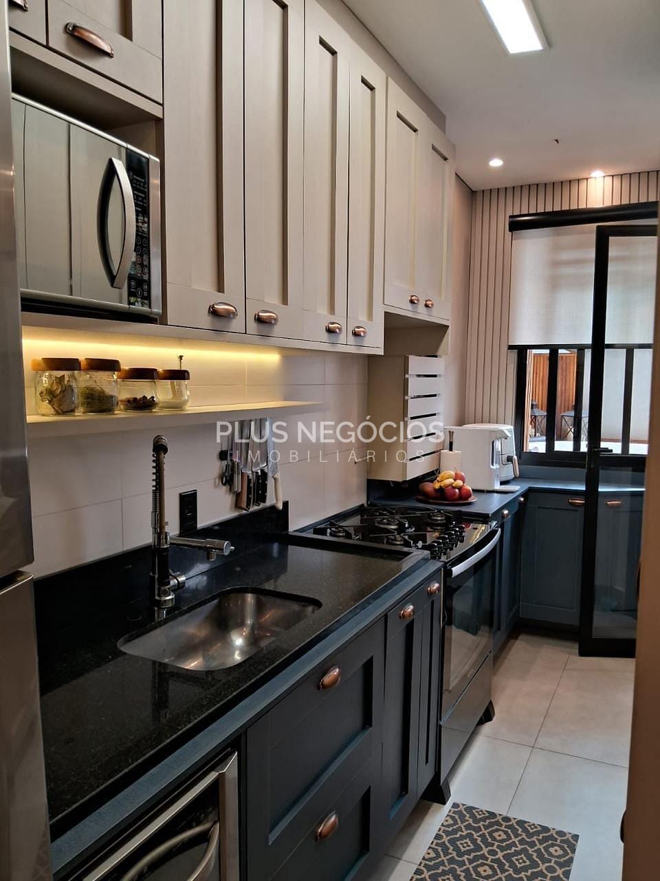 Apartamento à venda com 3 quartos, 97m² - Foto 13