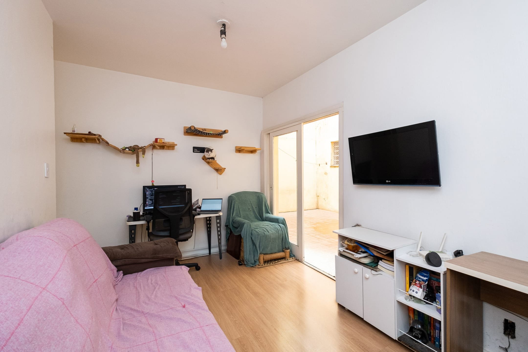 Apartamento com Terraço à venda no Centro de Pelotas – 60 m², 1 quarto e excelente localização!