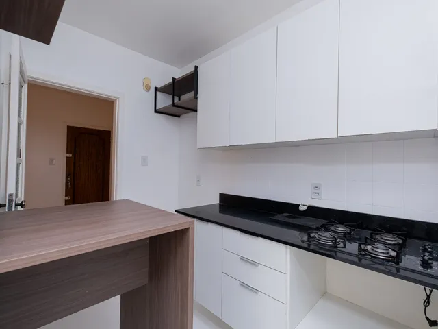 Apartamento 1 quarto e 1 banheiro, para alugar, no bairro Centro em Pelotas