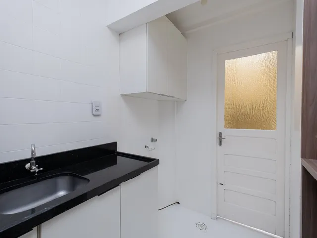 Apartamento 1 quarto e 1 banheiro, para alugar, no bairro Centro em Pelotas