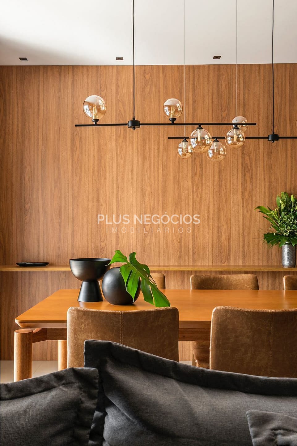 Apartamento à venda com 2 quartos, 85m² - Foto 1
