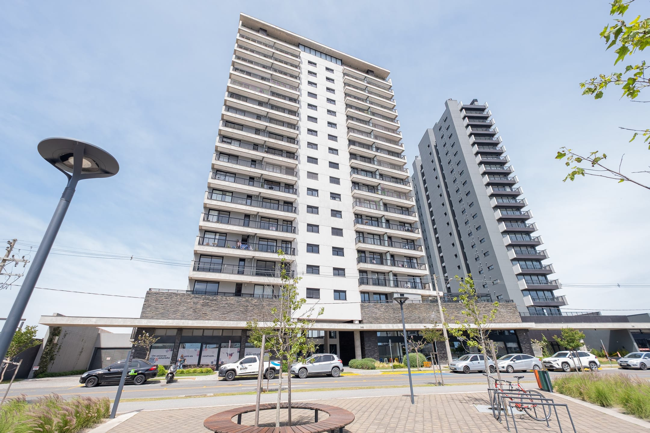 Apartamento de 3 dormitórios disponível para aluguel e venda no Parque Una em Pelotas RS, conforto, sofisticação e excelente localização