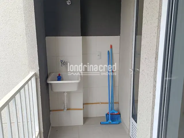 Apartamento 2 quartos e 1 banheiro, à venda, no bairro Perobinha em Londrina