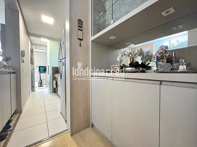 Apartamento 3 quartos e 2 banheiros, à venda, no bairro Vila Siam em Londrina