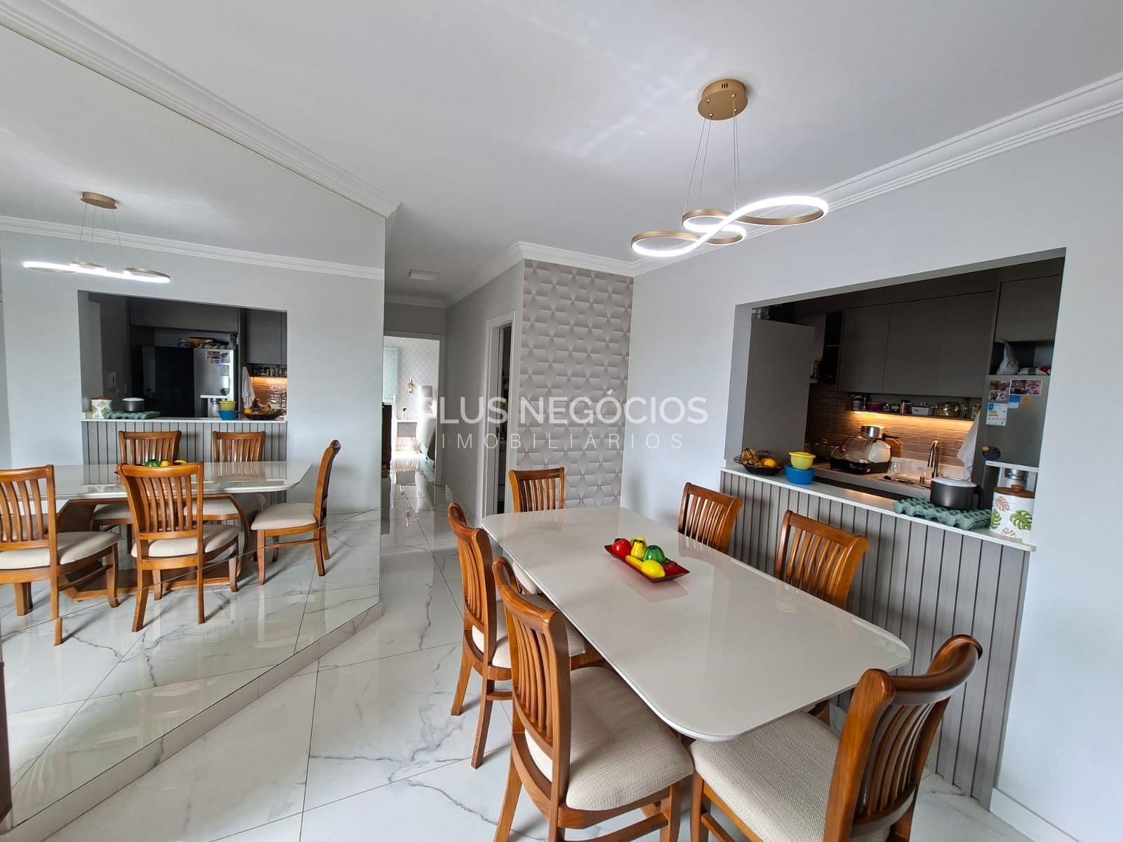 Apartamento à venda e aluguel com 3 quartos, 82m² - Foto 2