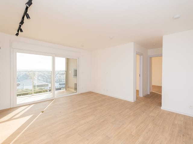 Apartamento 2 quartos e 2 banheiros, à venda, no bairro Três Vendas em Pelotas