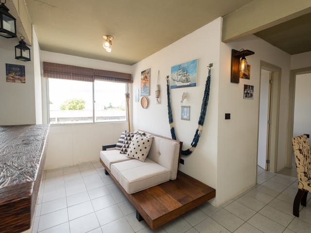 Apartamento com 51m² 2 quartos e 1 banheiro, para alugar, no bairro Centro em Pelotas
