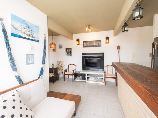 Apartamento com 51m² 2 quartos e 1 banheiro, para alugar, no bairro Centro em Pelotas