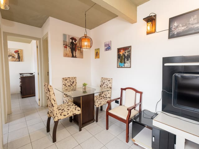 Apartamento com 51m² 2 quartos e 1 banheiro, para alugar, no bairro Centro em Pelotas