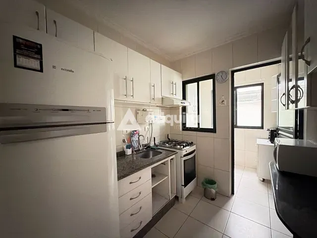 Apartamento com 123m² 3 quartos e 2 banheiros, à venda ou para alugar, no bairro Orfãs em Ponta Grossa