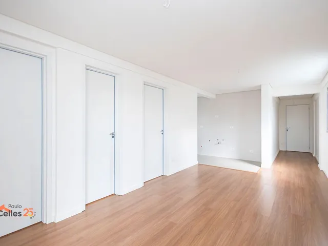 Apartamento 2 quartos e 2 banheiros, à venda, no bairro Guaíra em Curitiba
