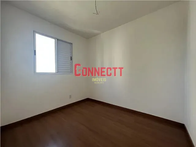 Apartamento 2 quartos e 1 banheiro, à venda, no bairro Adelino Simioni em Ribeirão Preto