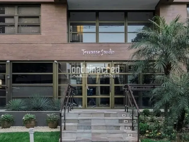 Apartamento com 143m² 3 quartos e 2 banheiros, à venda, no bairro Centro em Londrina