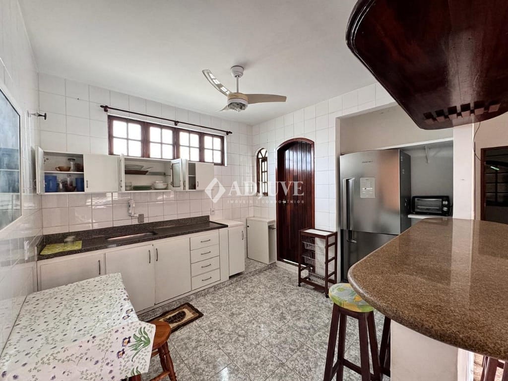 Apartamento à venda com 2 quartos, 85m² - Foto 7