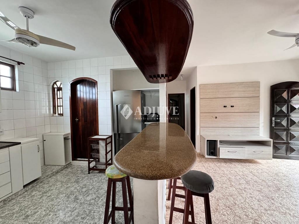 Apartamento à venda com 2 quartos, 85m² - Foto 6