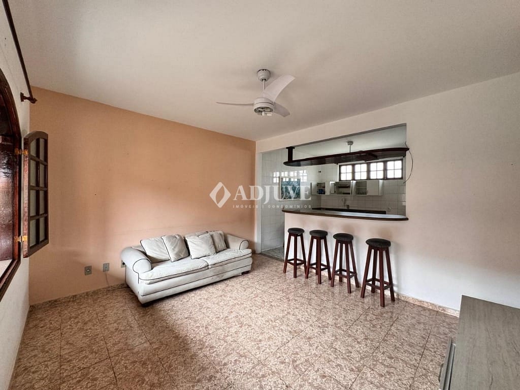 Apartamento à venda com 2 quartos, 85m² - Foto 2