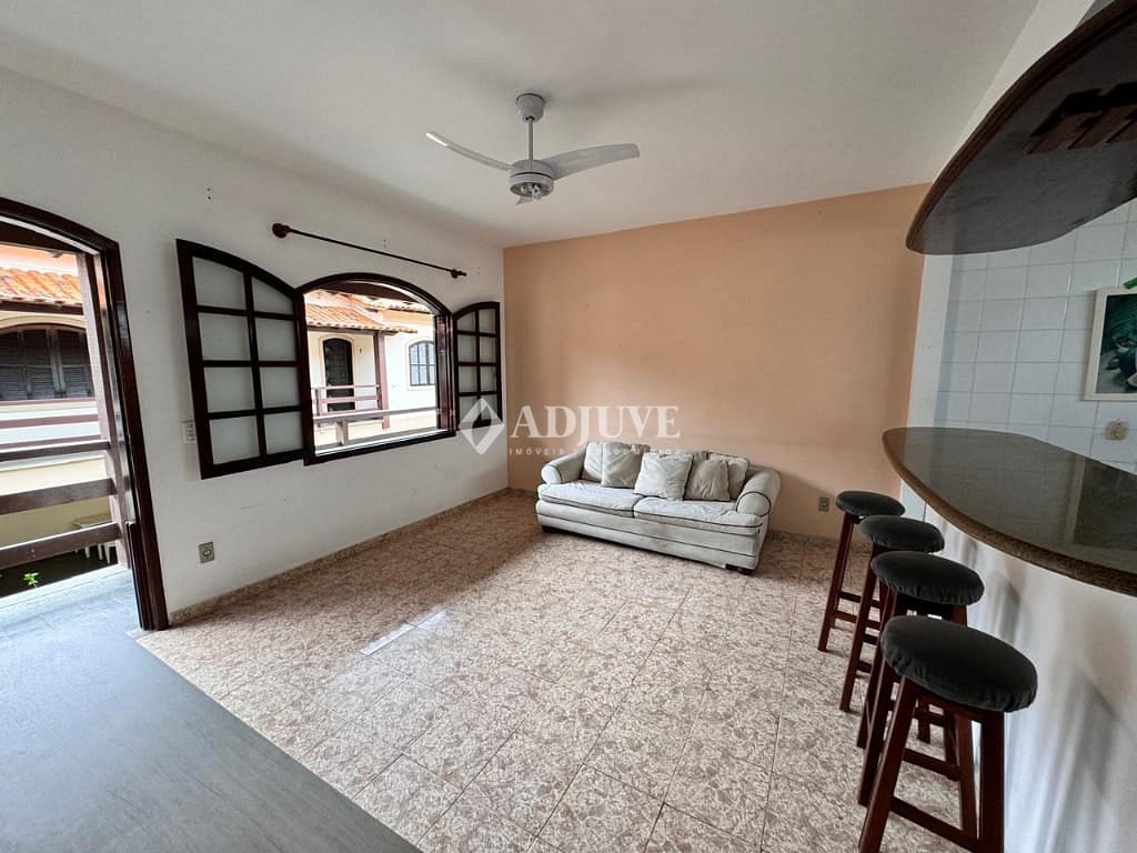 Apartamento à venda com 2 quartos, 85m² - Foto 3