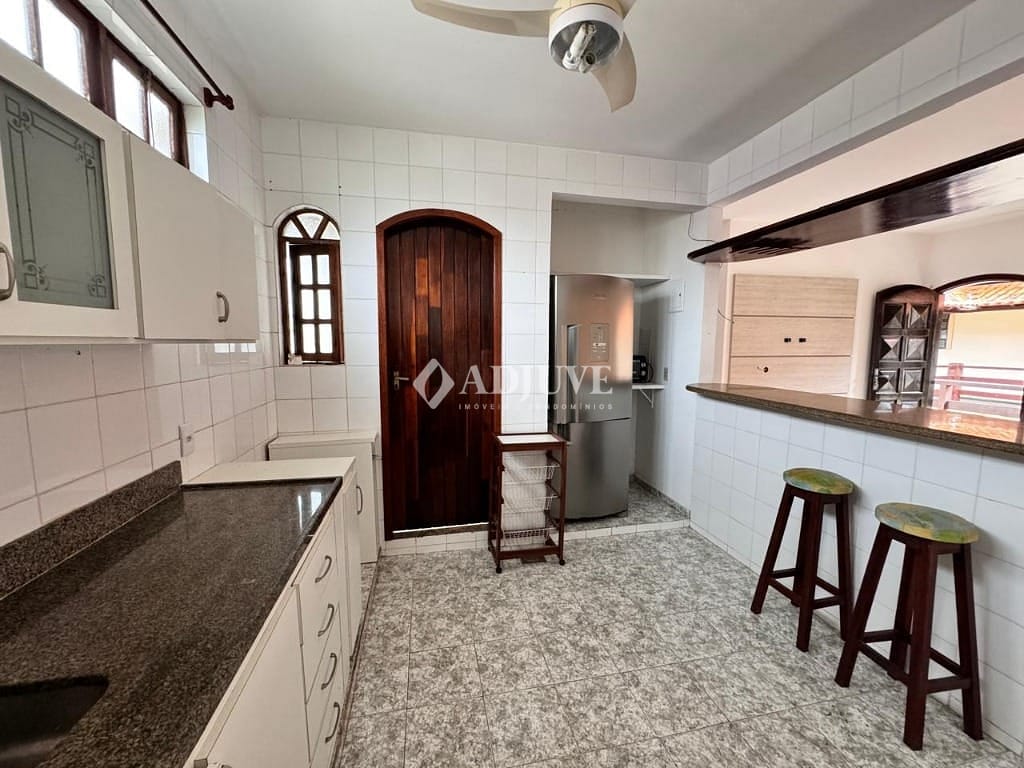 Apartamento à venda com 2 quartos, 85m² - Foto 8