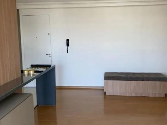 Apartamento 2 quartos e 1 banheiro, para alugar, no bairro Emiliano Perneta em Pinhais