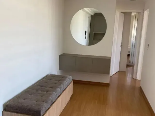 Apartamento 2 quartos e 1 banheiro, para alugar, no bairro Emiliano Perneta em Pinhais