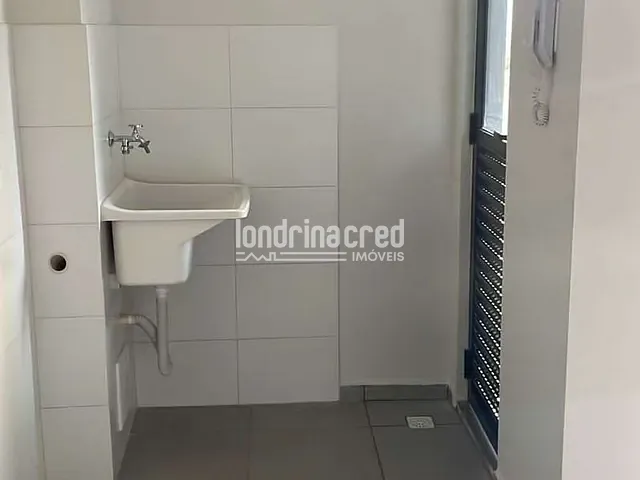 Apartamento 1 quarto e 1 banheiro, à venda, no bairro Ernani em Londrina