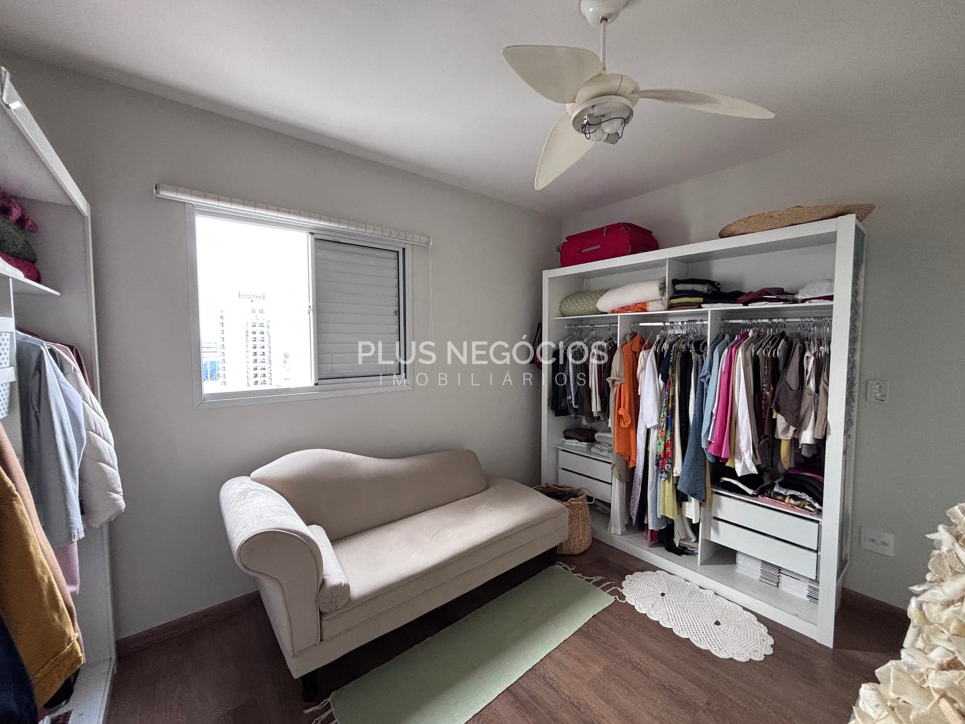 Apartamento à venda com 2 quartos, 72m² - Foto 9
