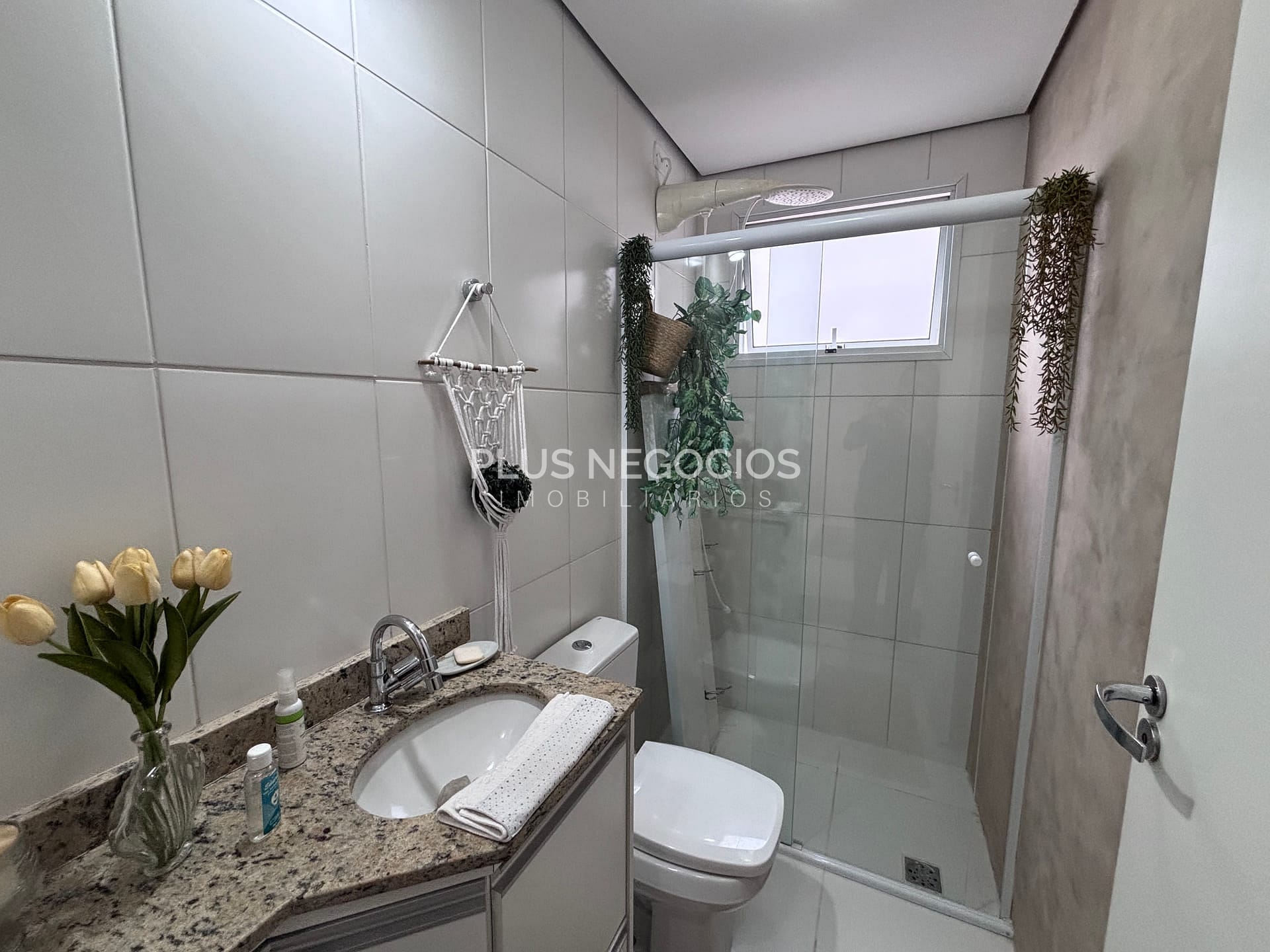 Apartamento à venda com 2 quartos, 72m² - Foto 24