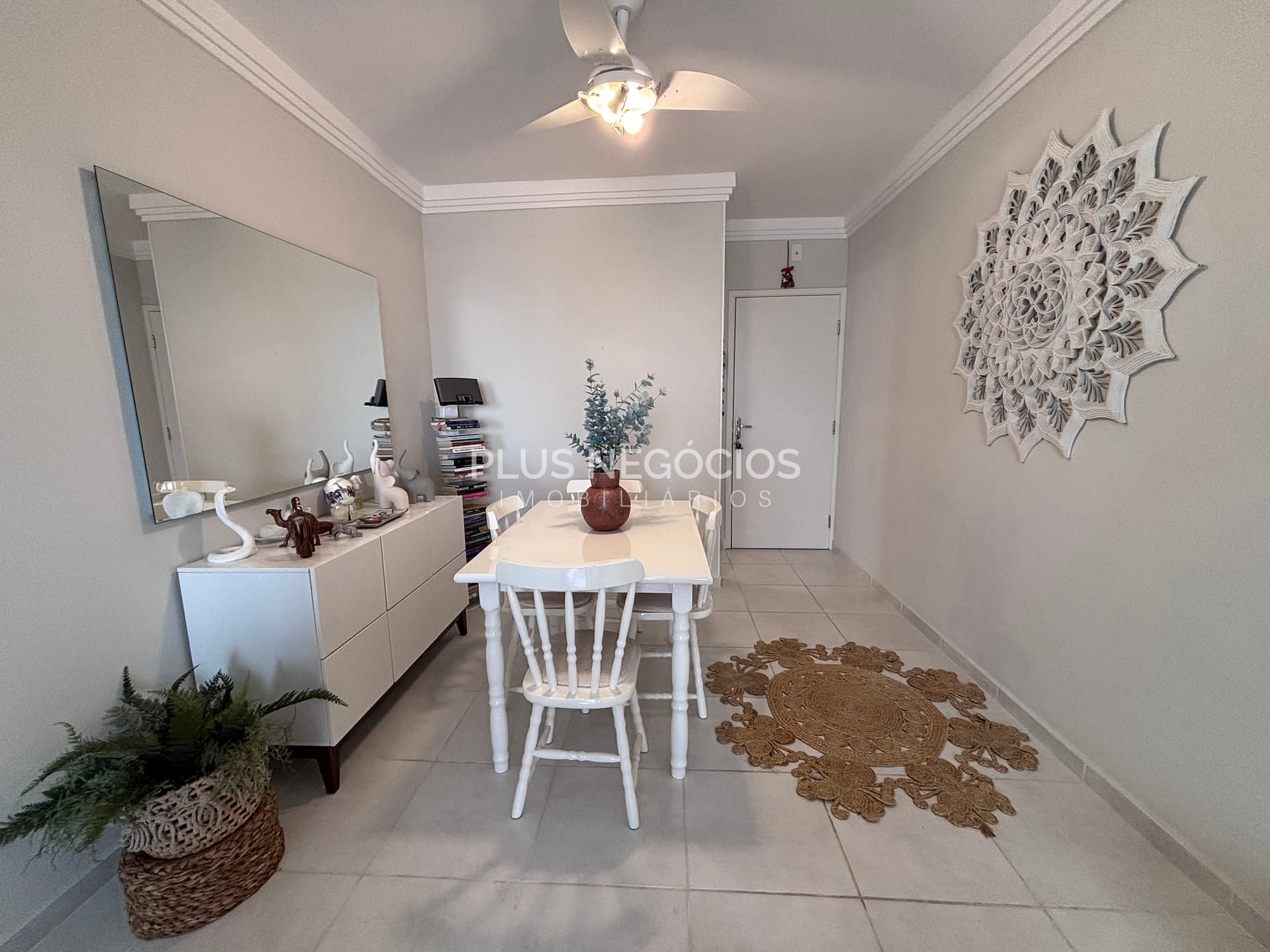 Apartamento à venda com 2 quartos, 72m² - Foto 33