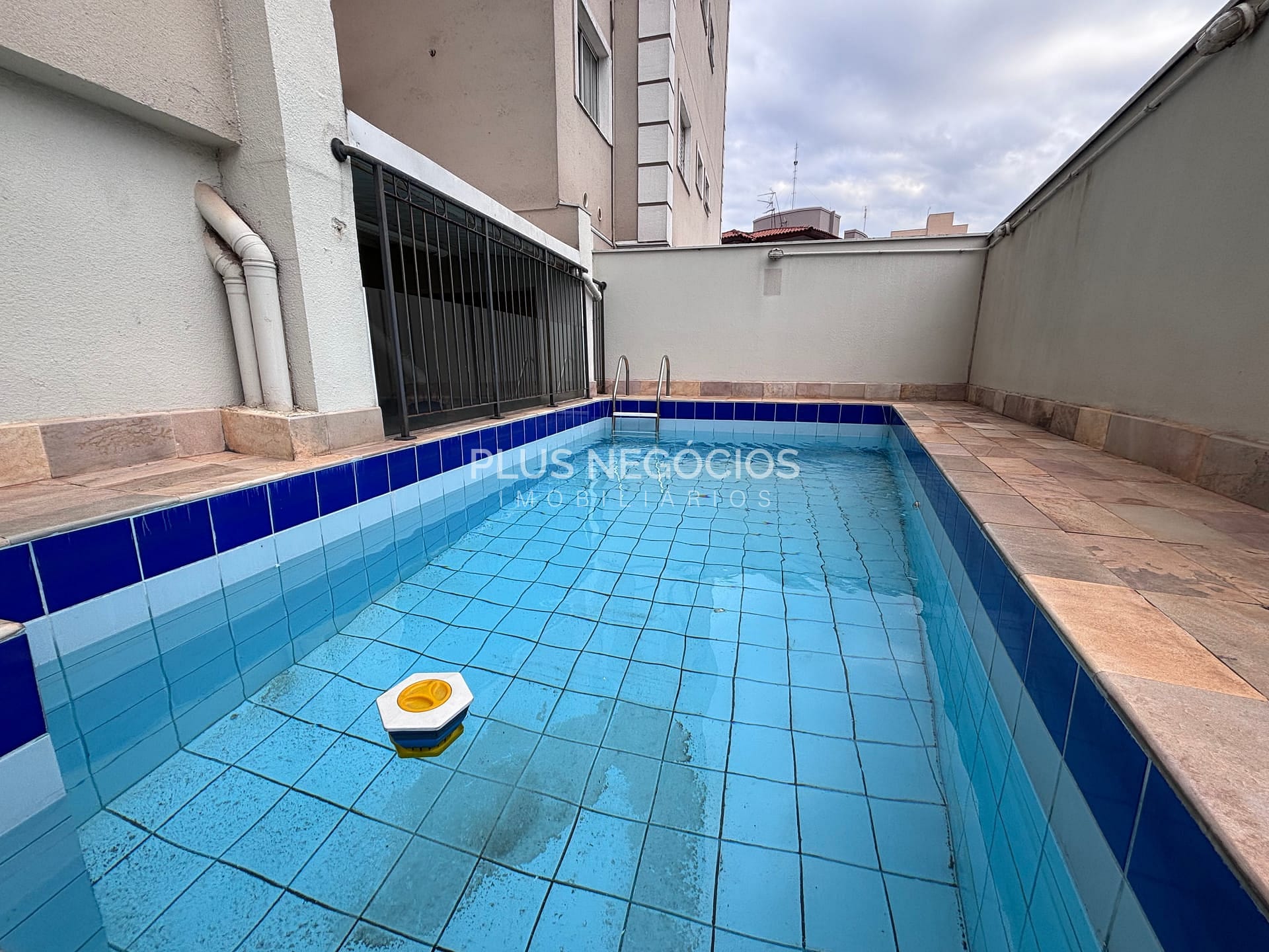 Apartamento à venda com 2 quartos, 72m² - Foto 12