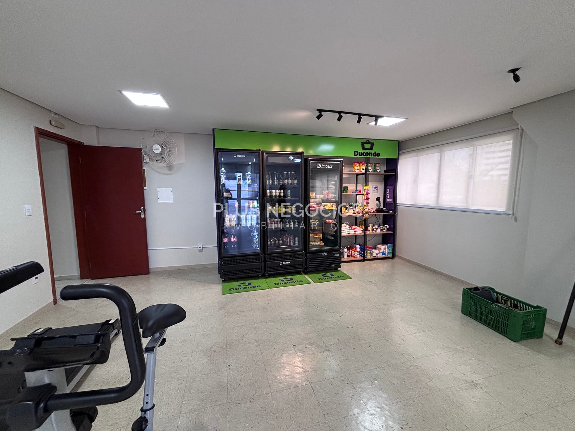 Apartamento à venda com 2 quartos, 72m² - Foto 14