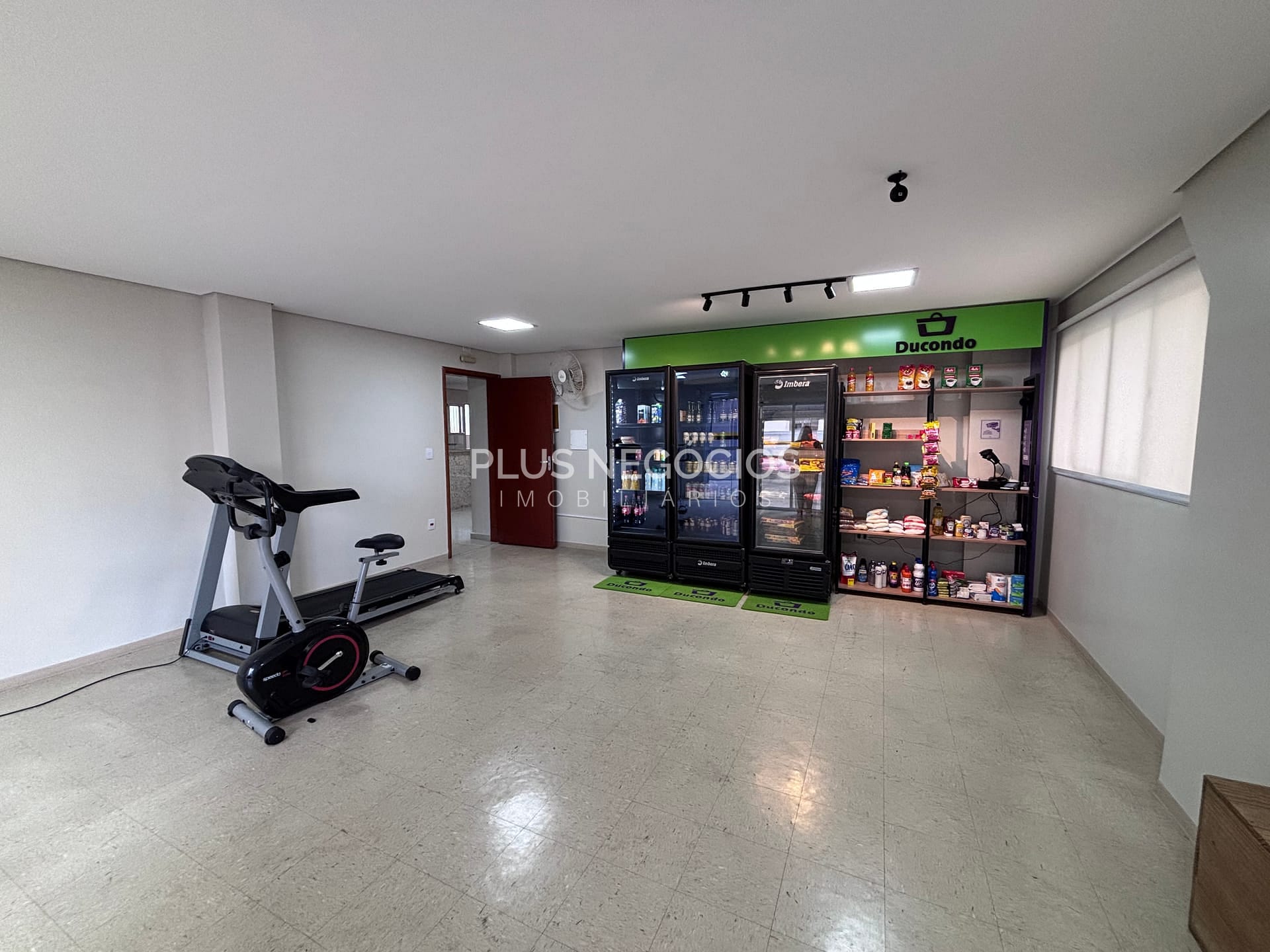 Apartamento à venda com 2 quartos, 72m² - Foto 3