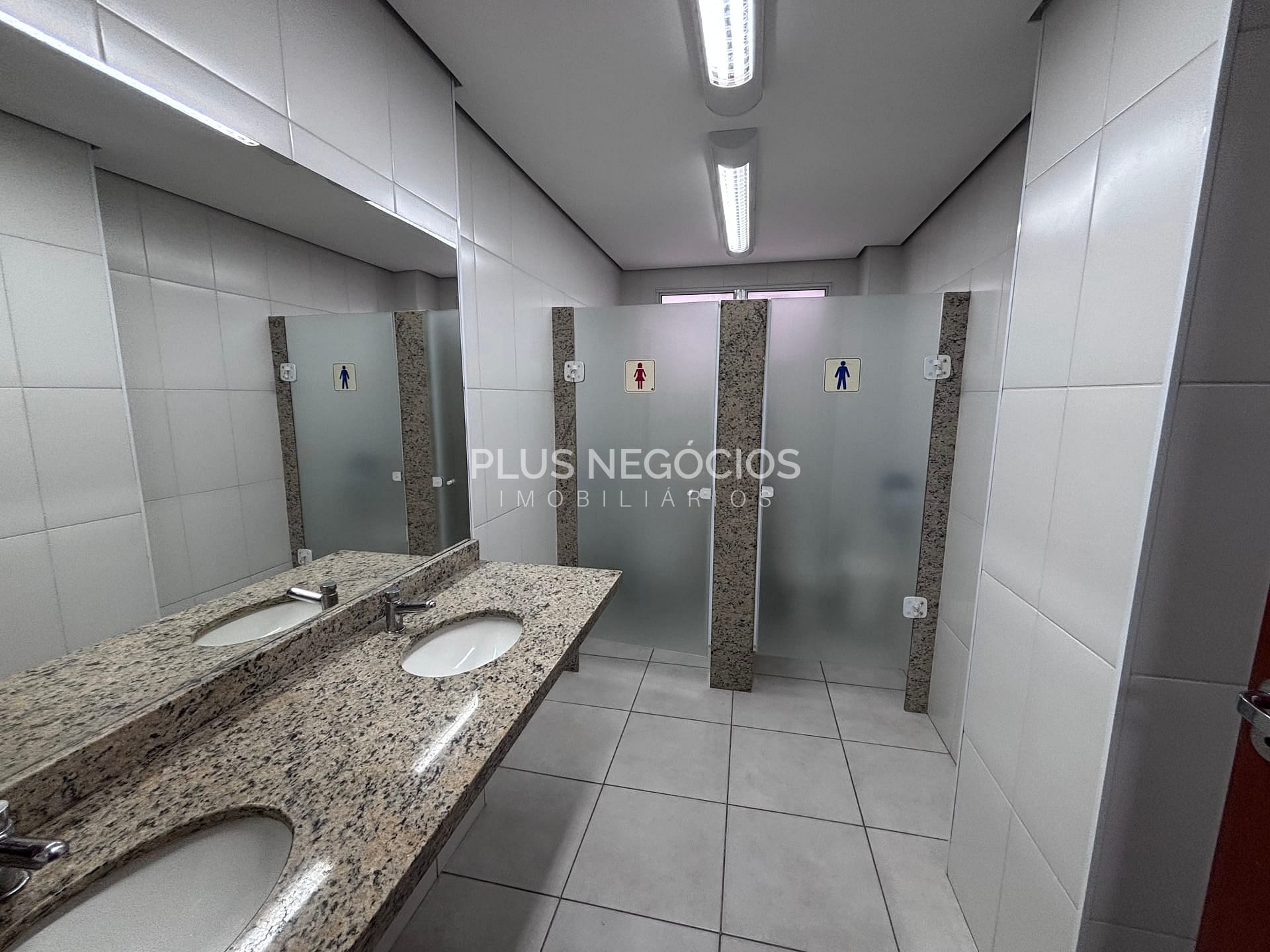 Apartamento à venda com 2 quartos, 72m² - Foto 16