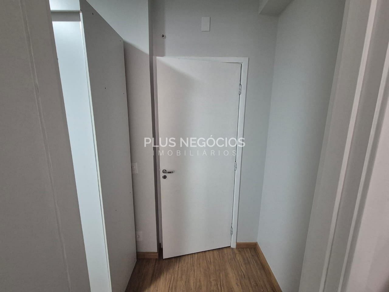 Apartamento à venda com 2 quartos, 63m² - Foto 3