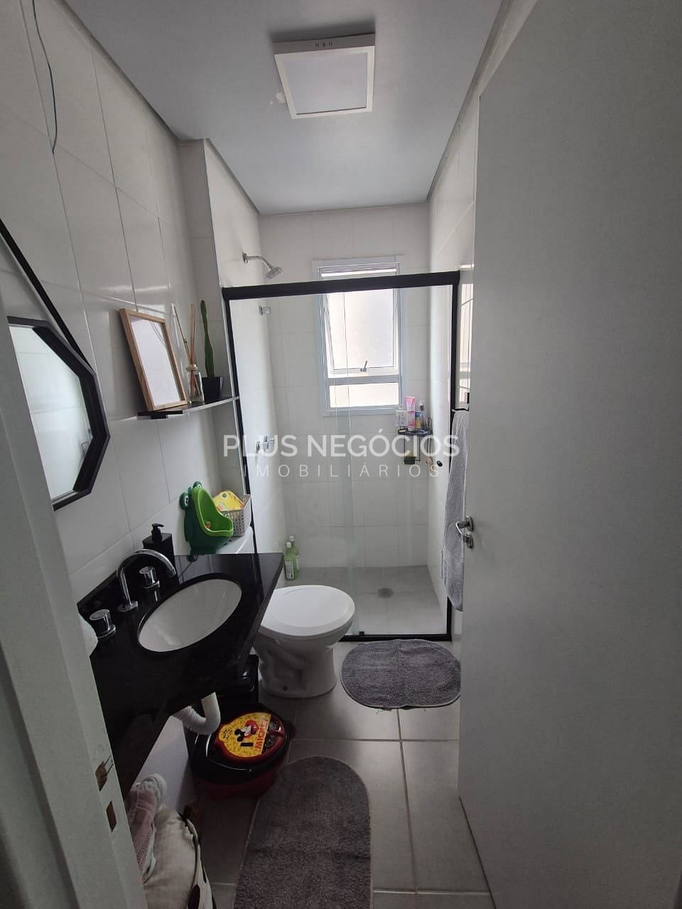 Apartamento à venda com 2 quartos, 63m² - Foto 4