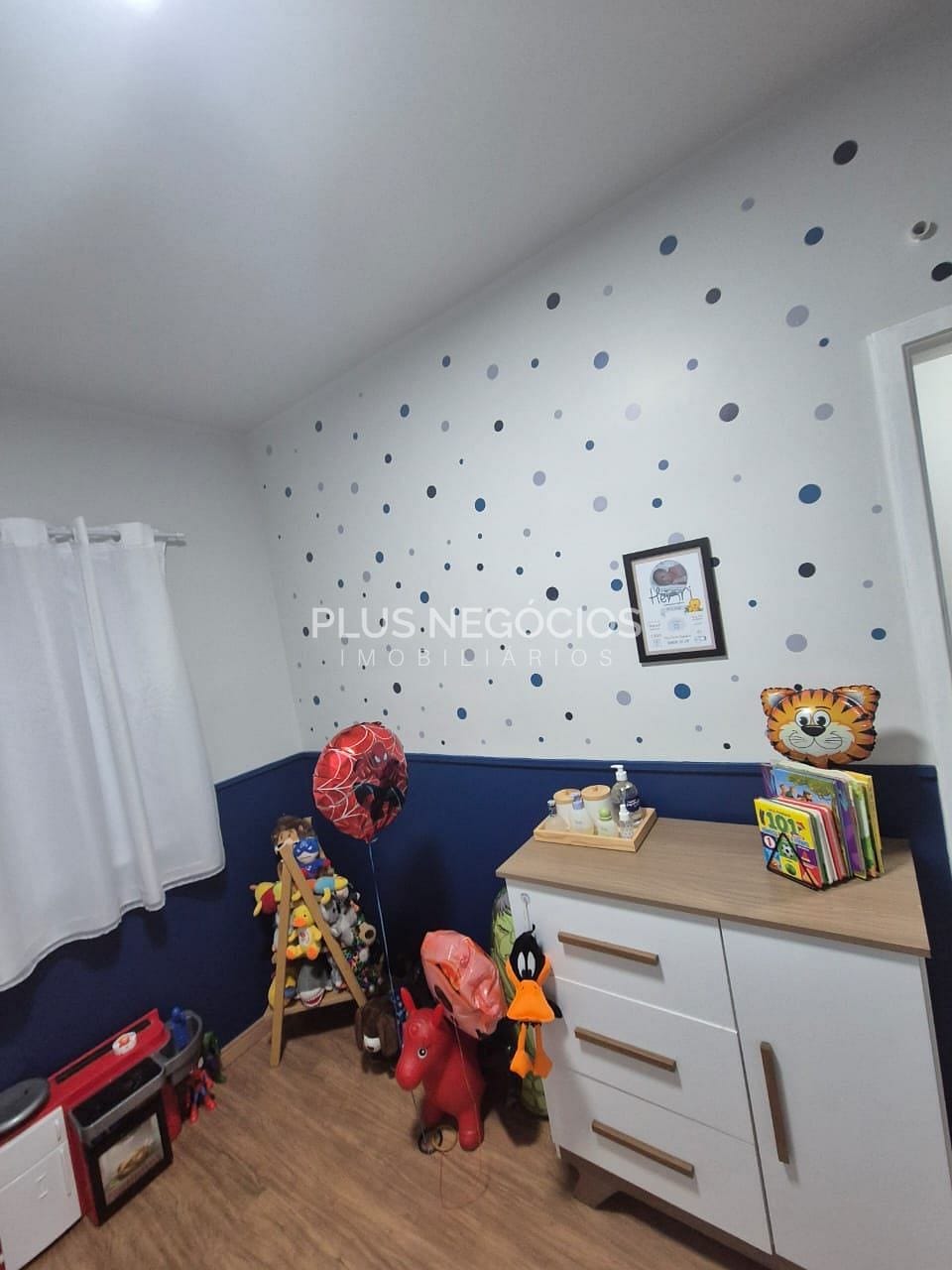 Apartamento à venda com 2 quartos, 63m² - Foto 2