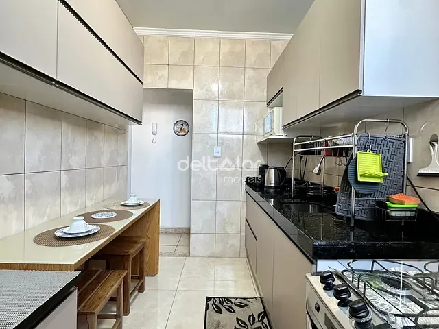 Apartamento 2 quartos e 1 banheiro, à venda, no bairro Planalto em Belo Horizonte
