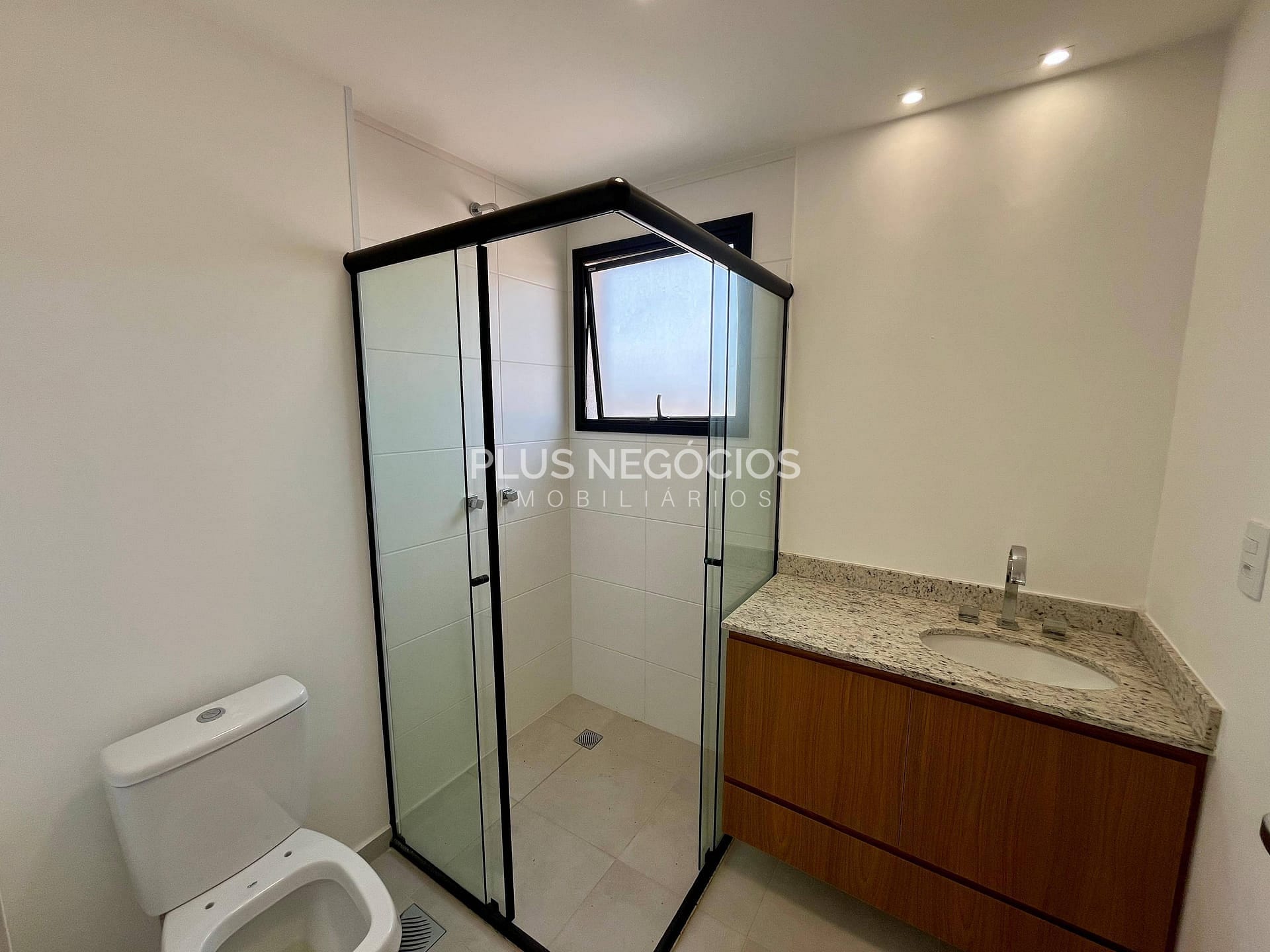 Apartamento à venda com 3 quartos, 107m² - Foto 18