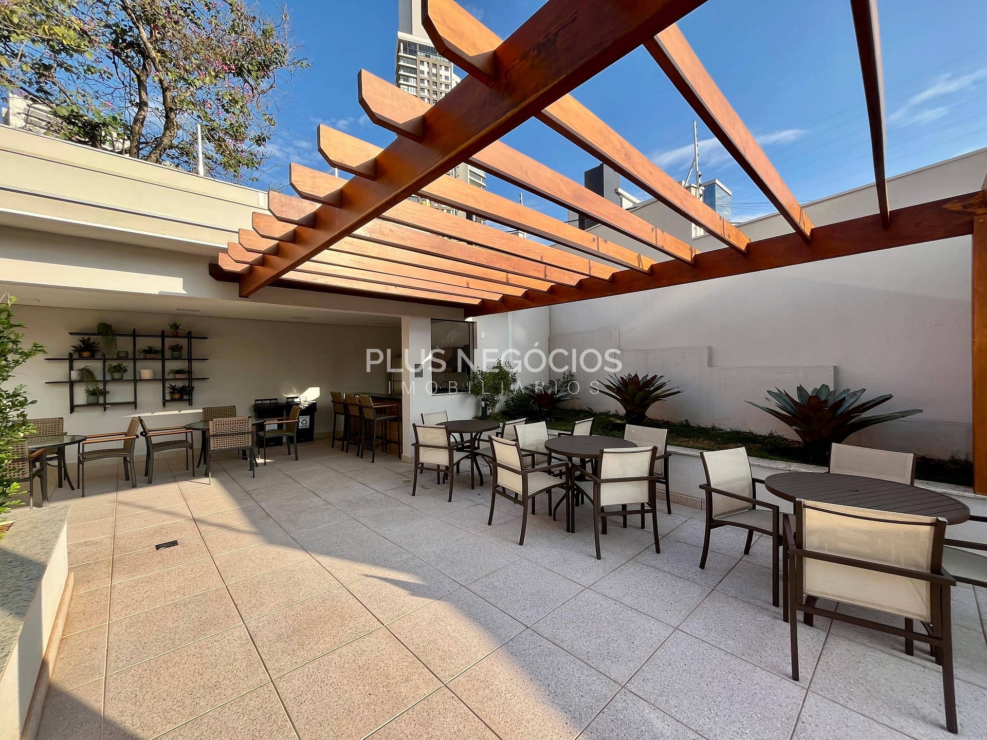 Apartamento à venda com 3 quartos, 107m² - Foto 30