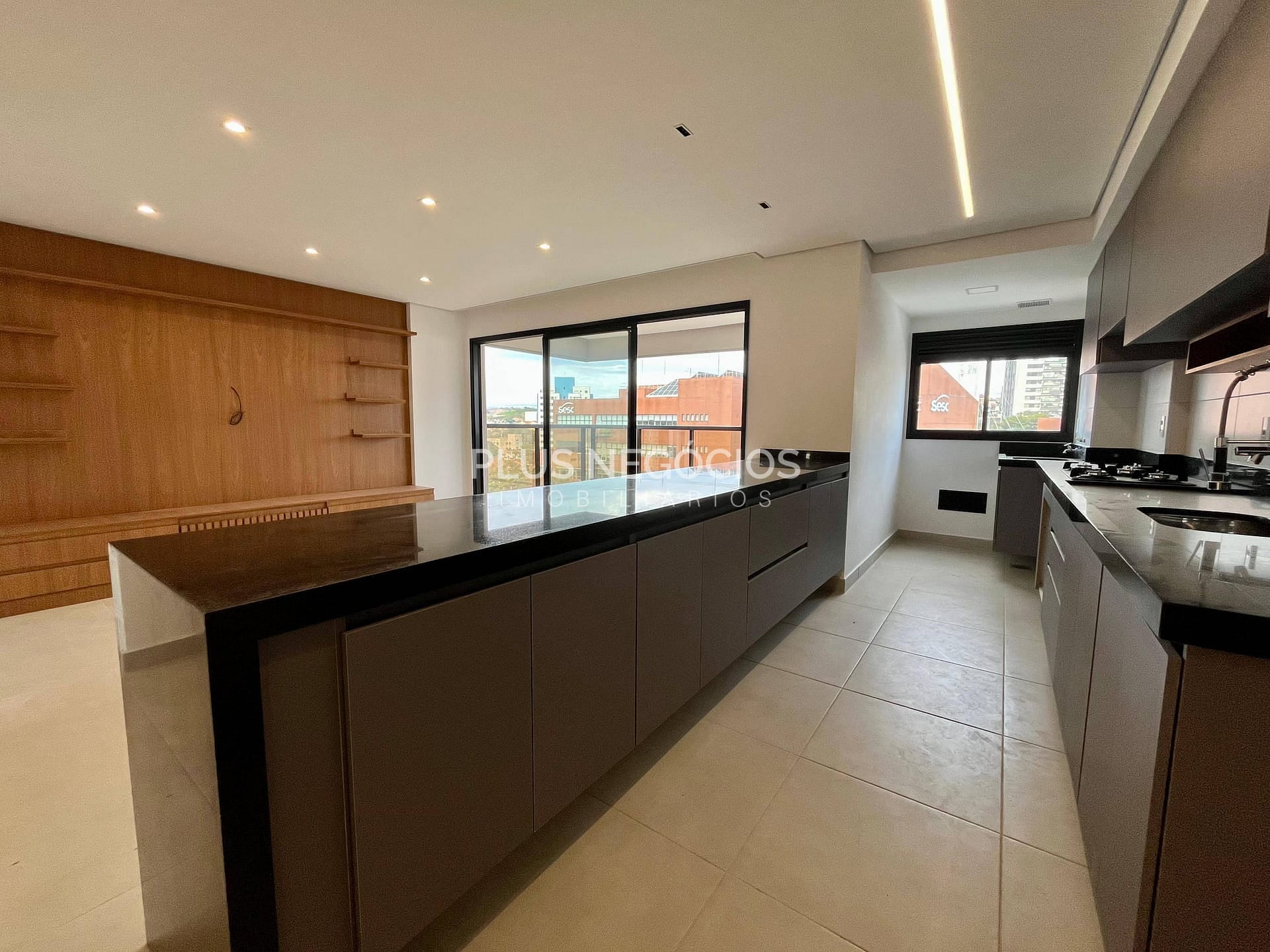 Apartamento à venda com 3 quartos, 107m² - Foto 7