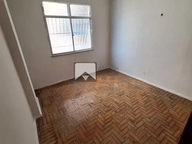 Apartamento com 70m² 2 quartos e 1 banheiro, para alugar, no bairro Centro em Niterói