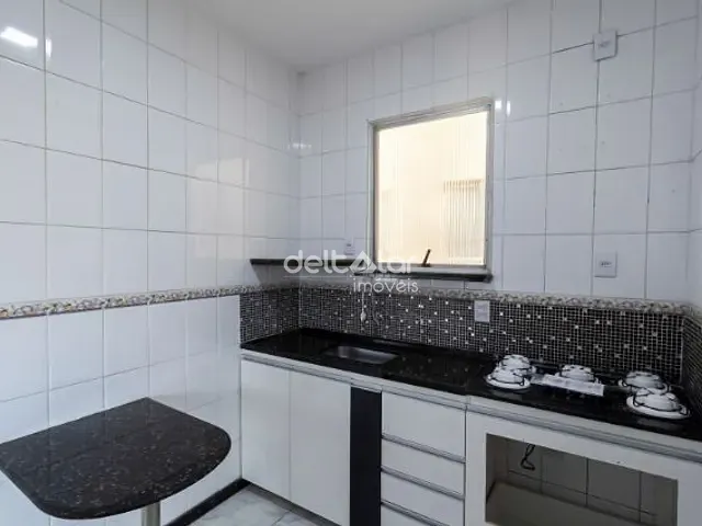 Apartamento com 59m² 3 quartos e 1 banheiro, à venda, no bairro Heliópolis em Belo Horizonte