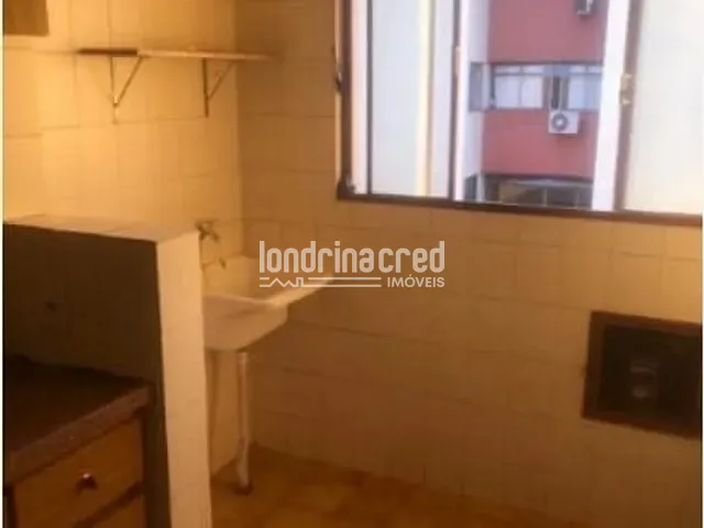 Apartamento com 90m² 2 quartos e 1 banheiro, à venda, no bairro Centro em Londrina