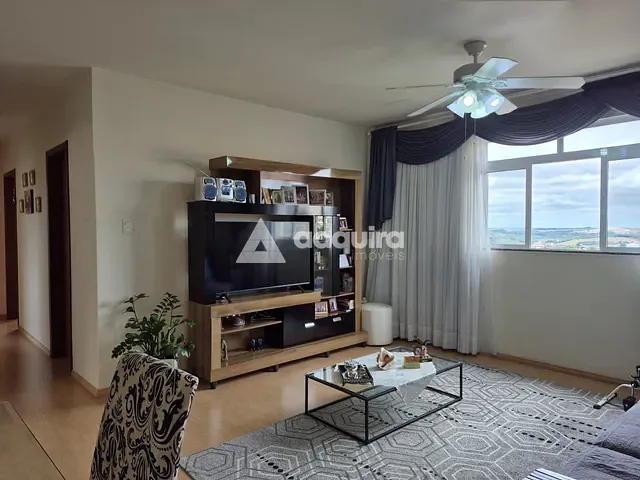 Apartamento 2 quartos e 2 banheiros, à venda, no bairro Centro em Ponta Grossa